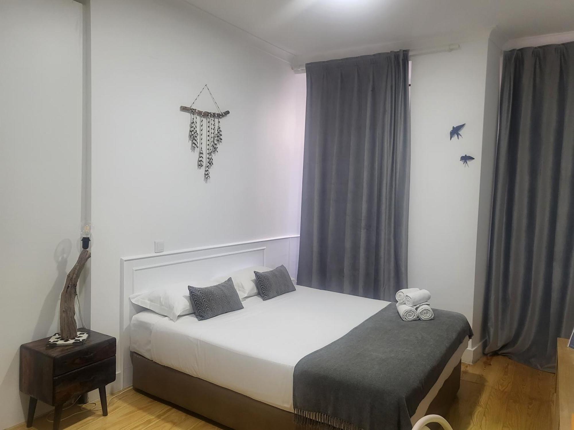 Alfama Services Apartment *