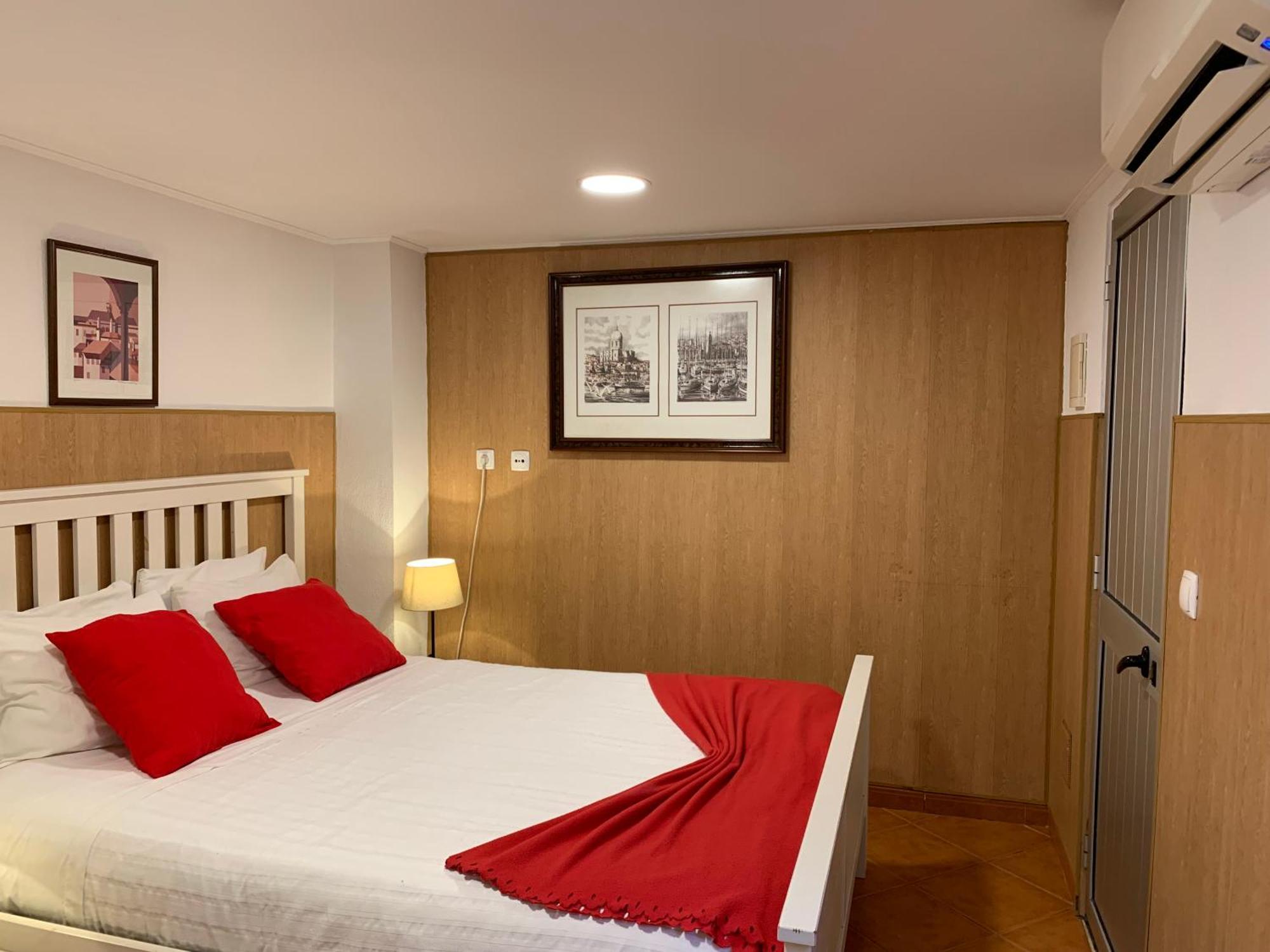 Guest house Discovery Benfica Lisbon