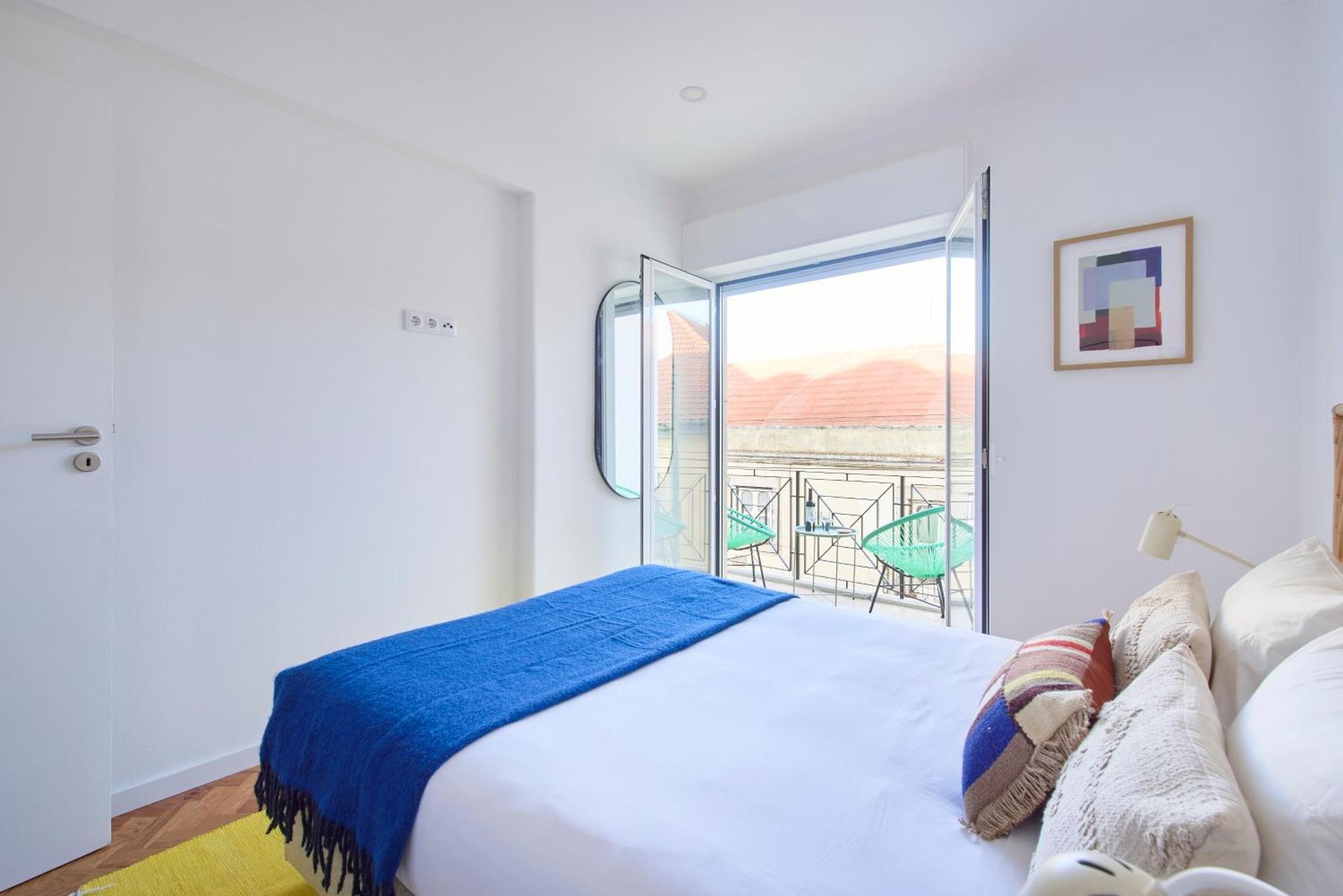 Charming Graca Flat W Balcony, By Timecooler Apartment Lisbon