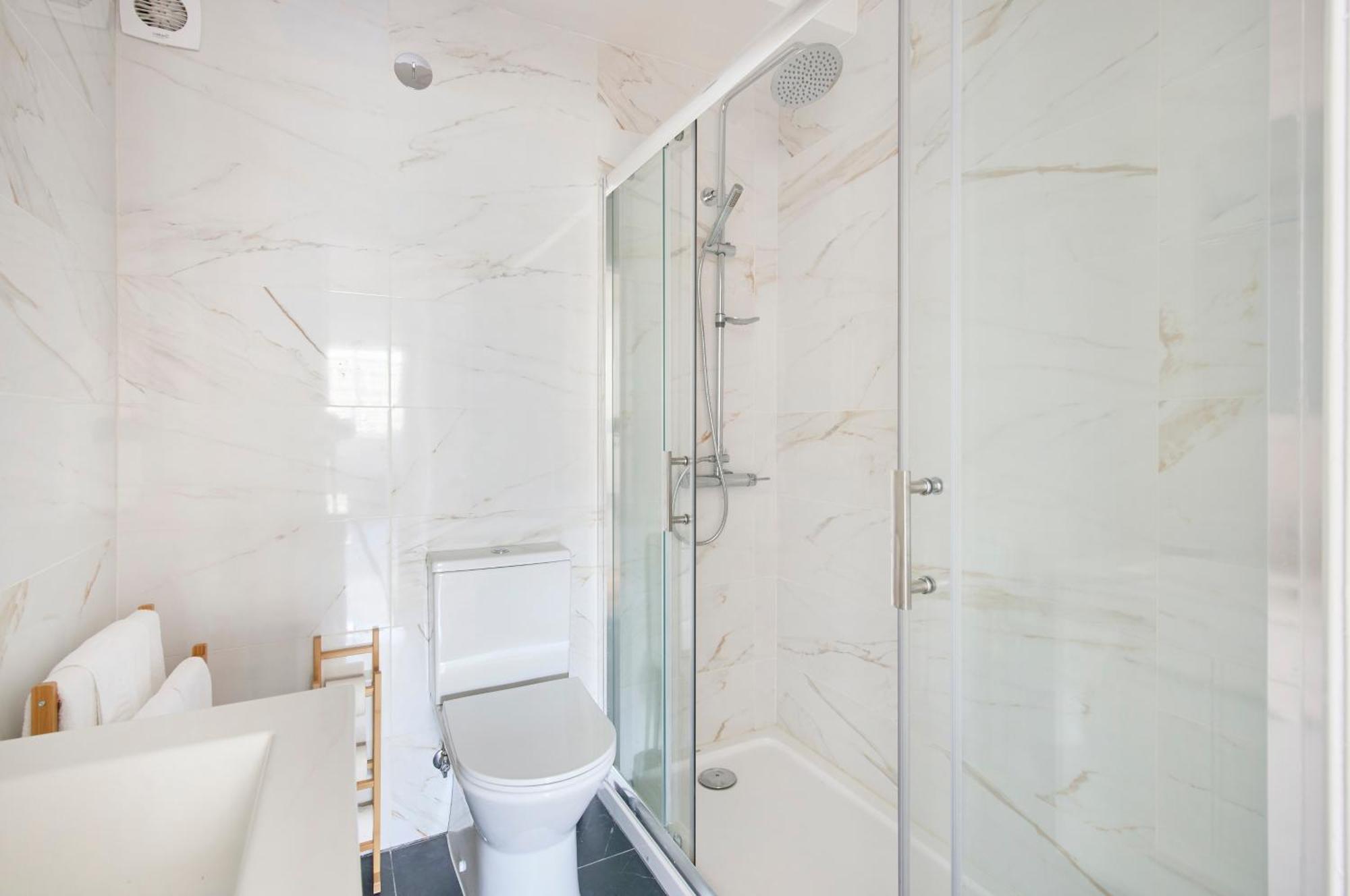 Apartment Charming Graca Flat W Balcony, By Timecooler Lisbon
