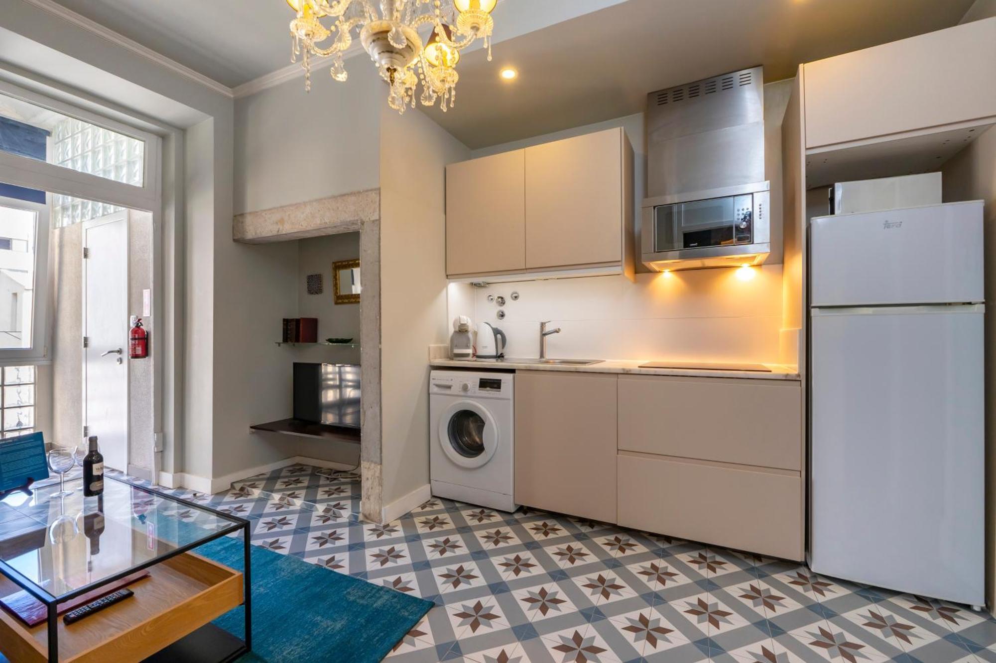Portuguese Charm In Apartamento