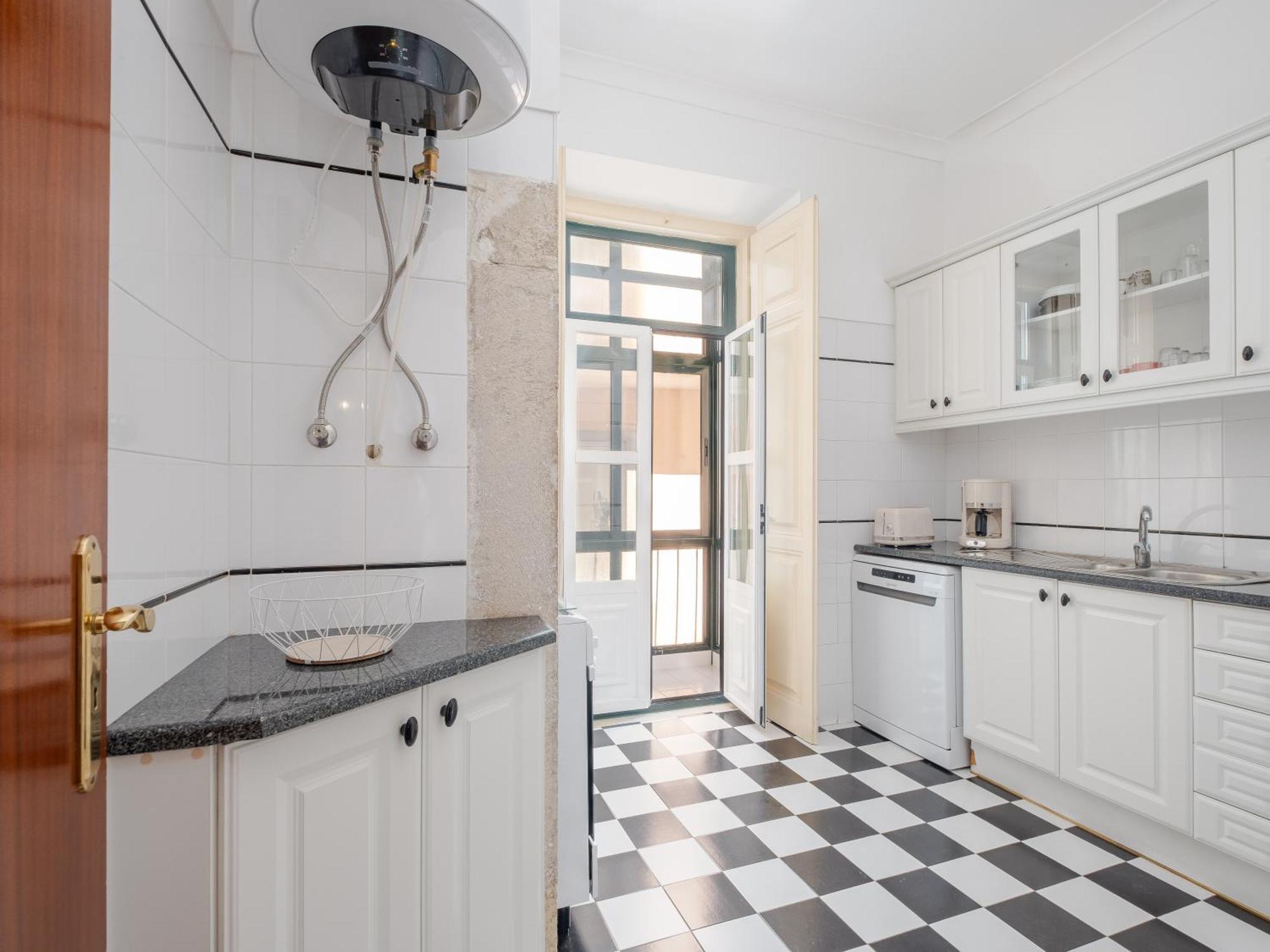 Cool Near Alfama Apartment *