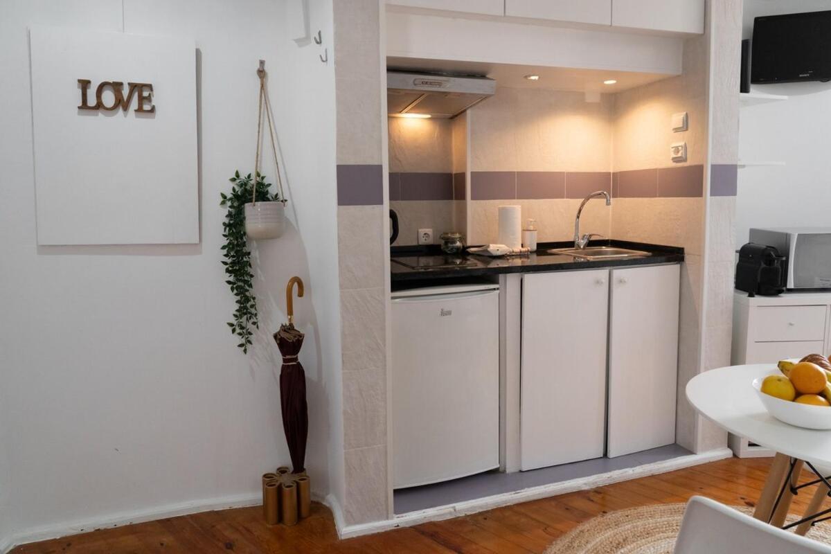 Apartment Alfama, The Heart Of Fado - Minutes From Tram 28 Lisbon