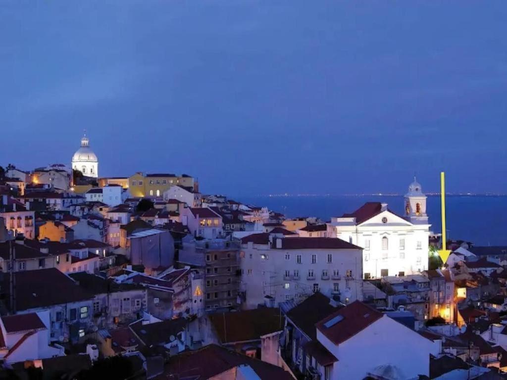 Alfama, The Heart Of Fado - Minutes From Tram 28 * Lisbon