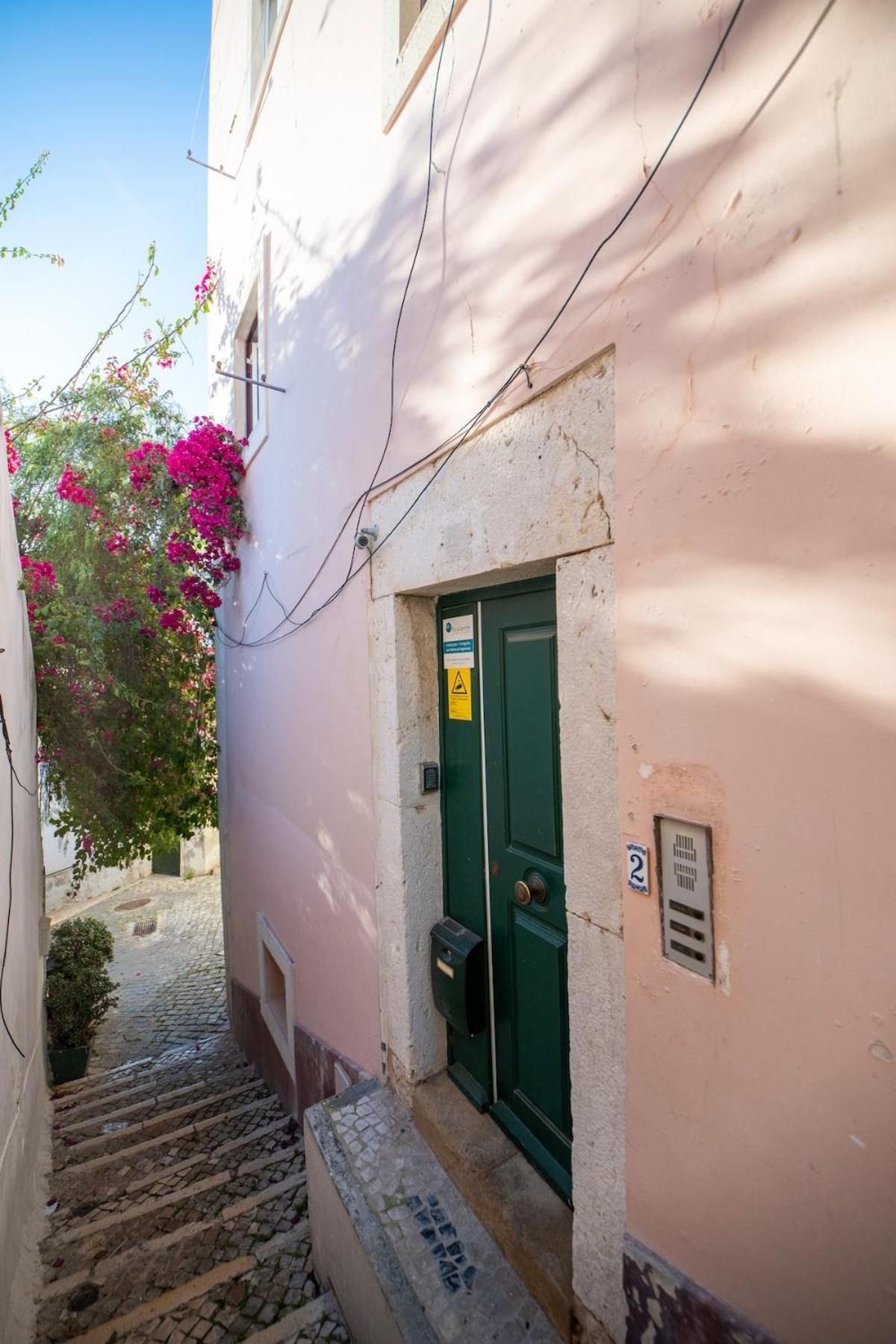 Alfama, The Heart Of Fado - Minutes From Tram 28 * Lisbon