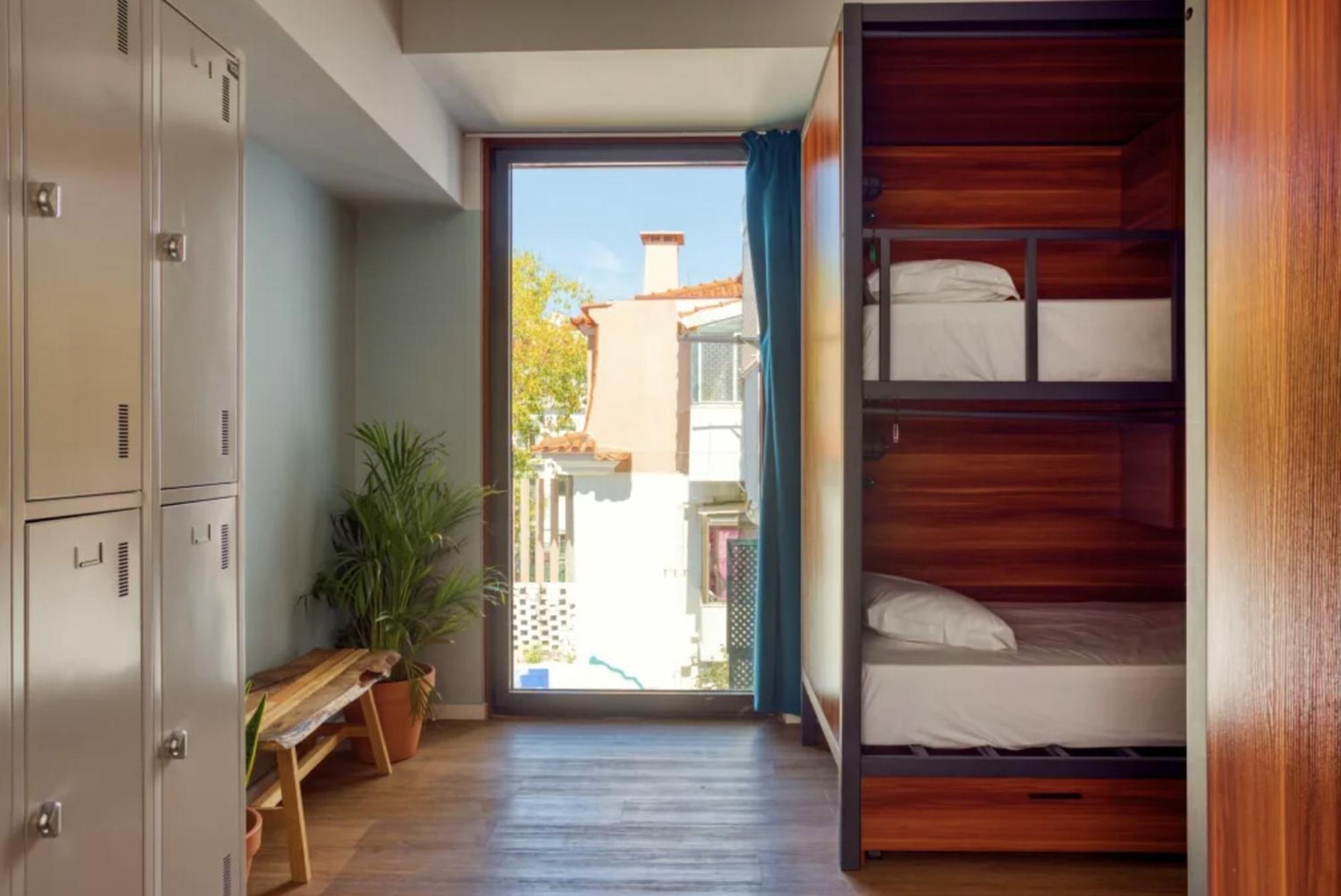 Selina Secret Garden Albergue