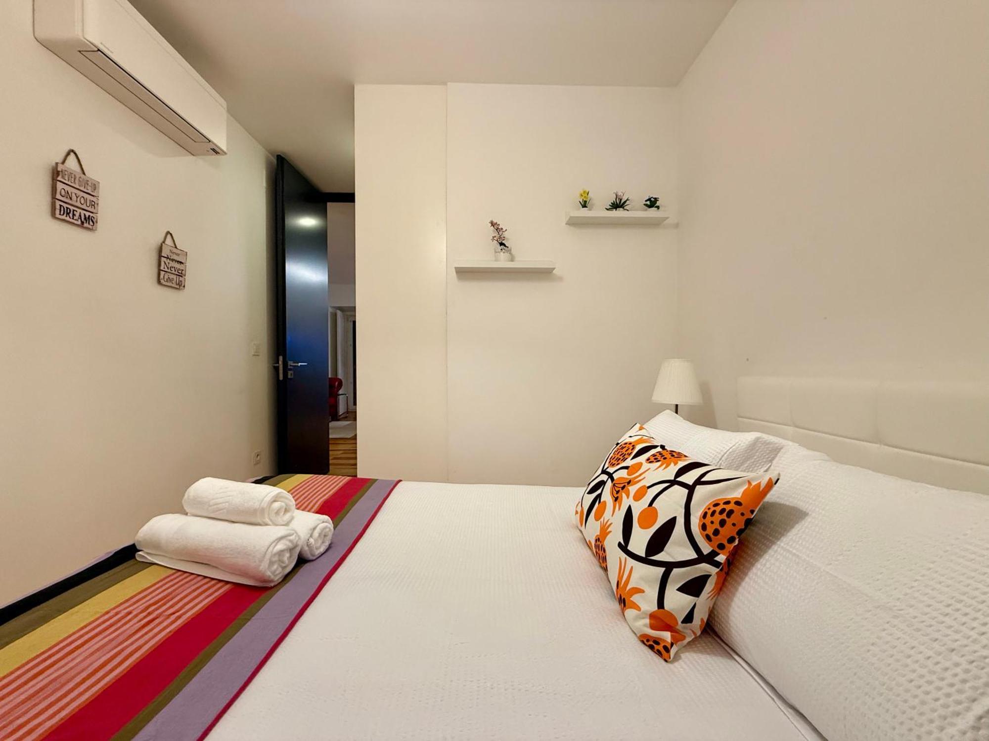 Apto Com 2 Quartos Apartment Lisbon