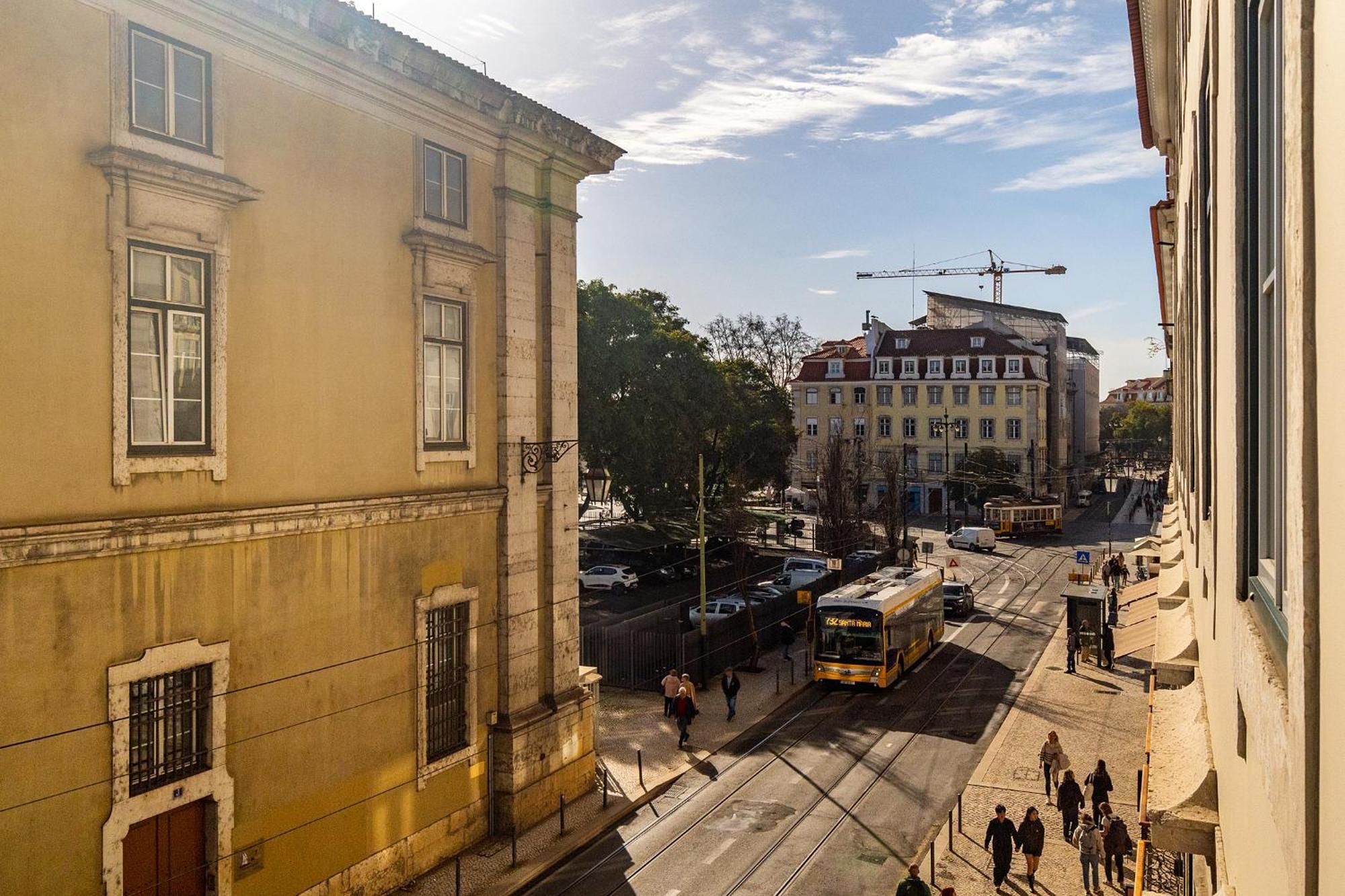 Whome A Rare Find In Lisbon's Prime Location! Apartment