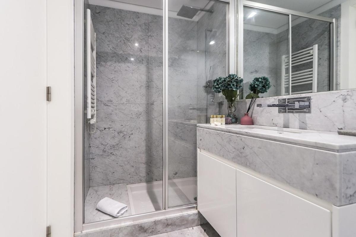 Apartment Alcantara Lovely With Balcony 2 Bdr With Ac Lisbon