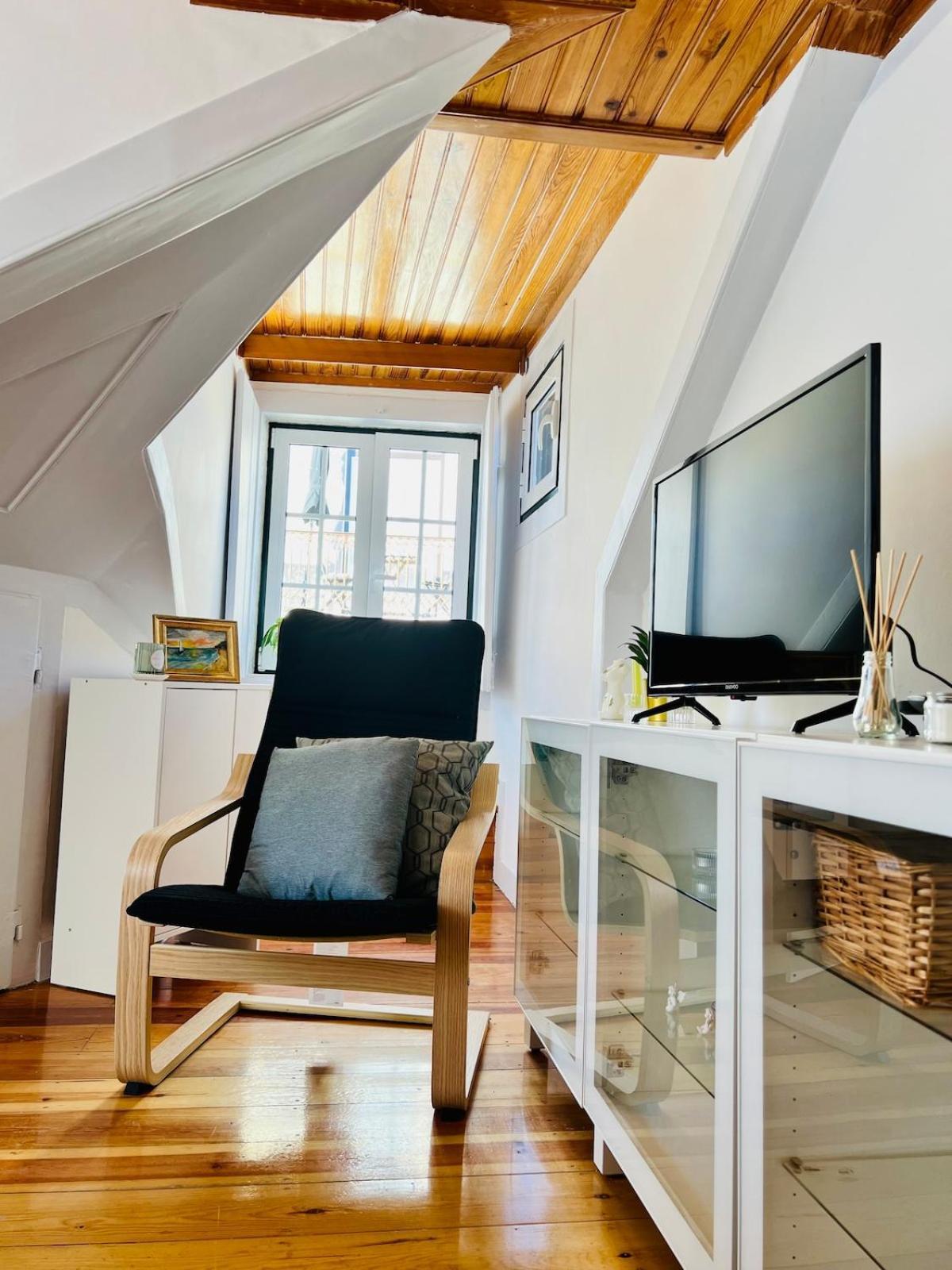 Cozy Near Bairro Alto Apartamento