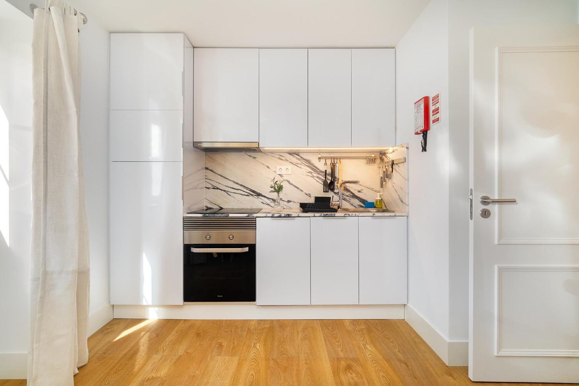 Modern By Soulplaces *