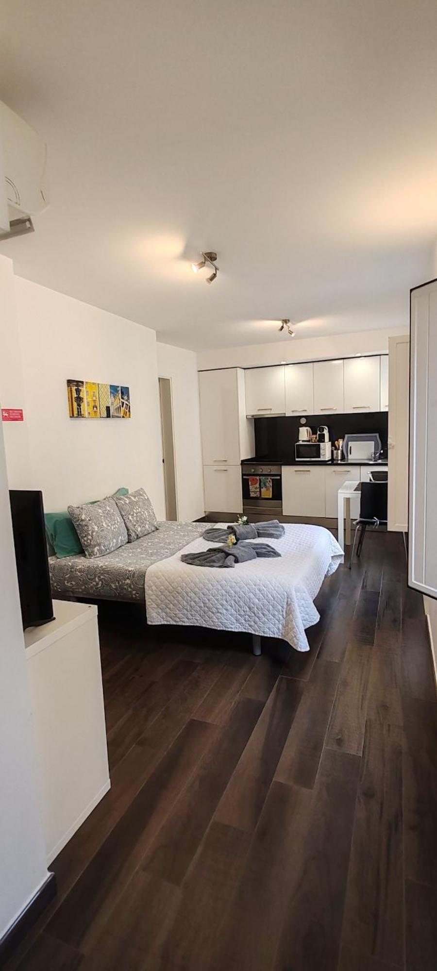 Apartment Of The Panteao, 2nd Floor