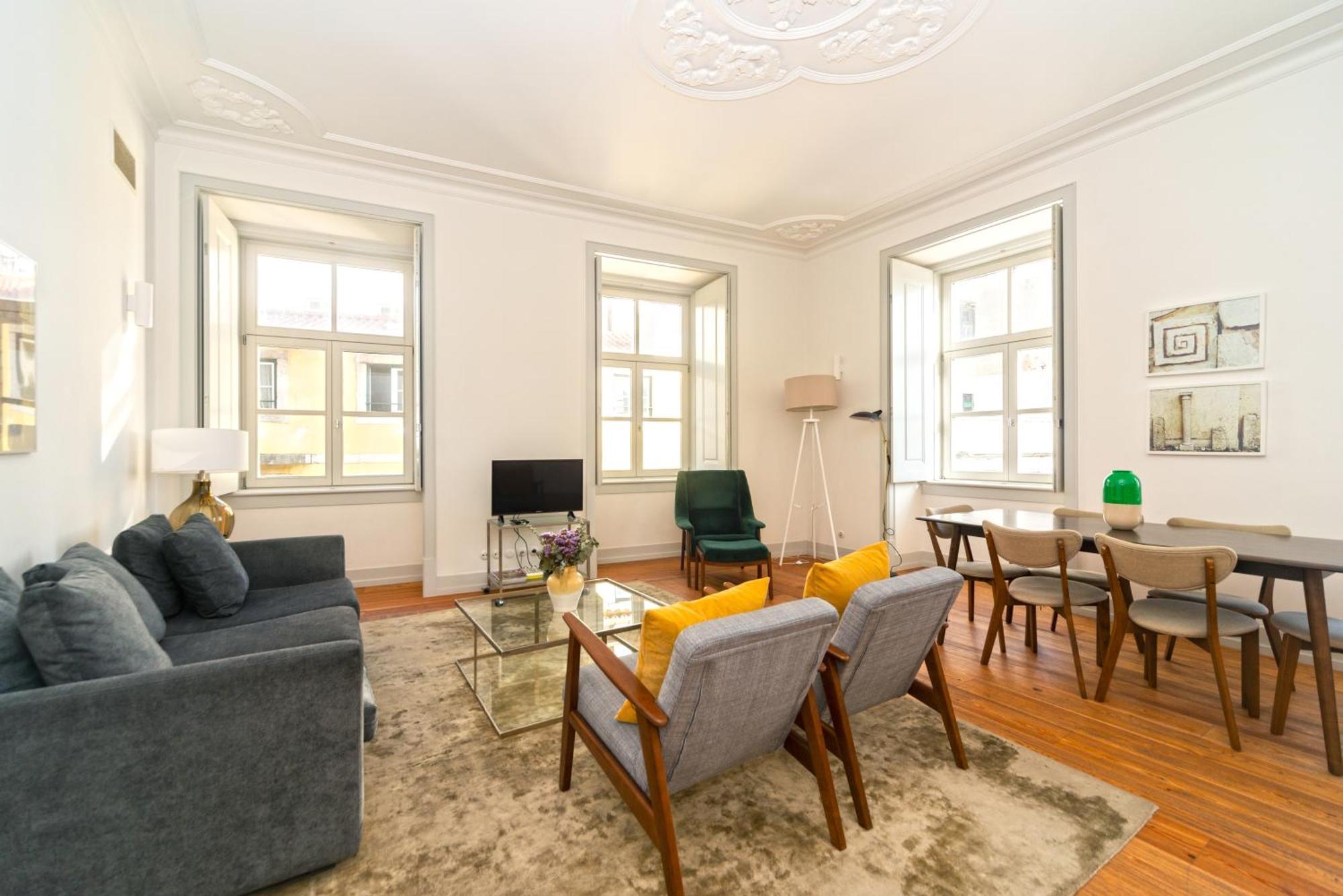 Apartment Bacalhoeiros 99 - Beautiful And Bright @ Baixa, Chiado Lisbon