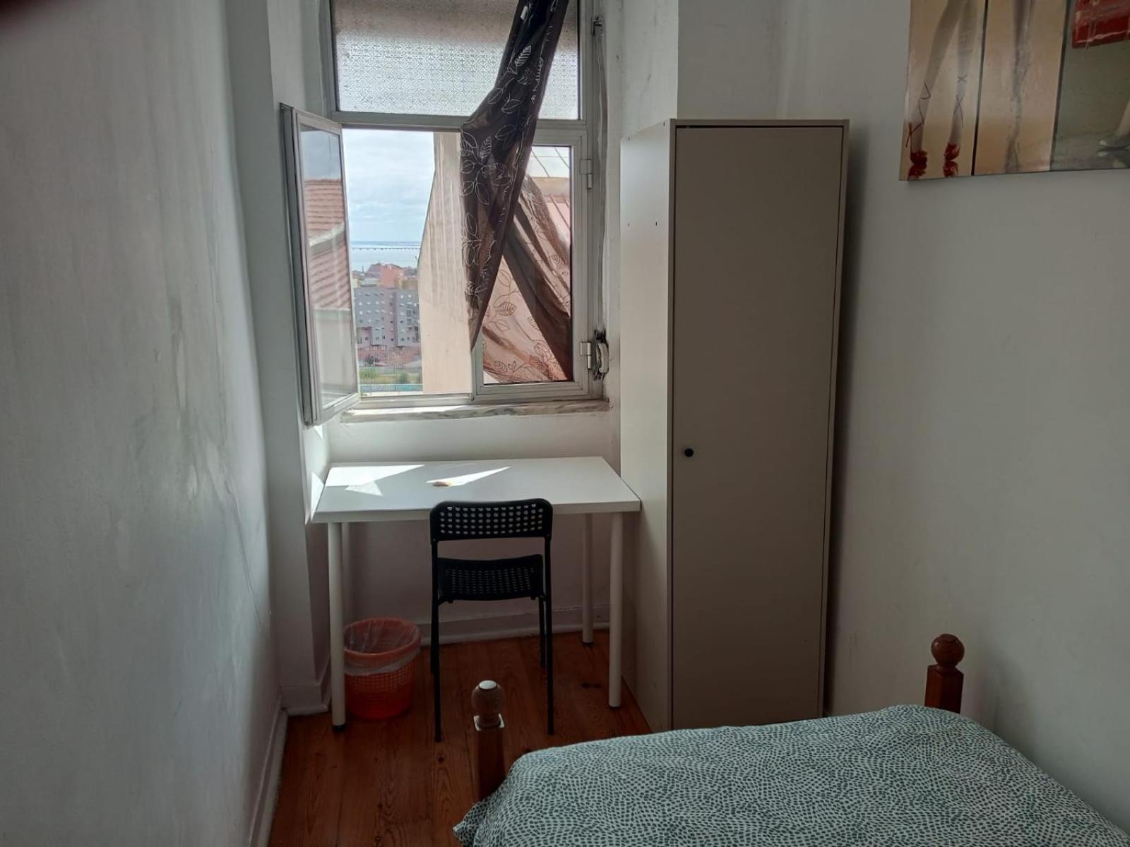 Lisbon Guesthouse Guest house 2*