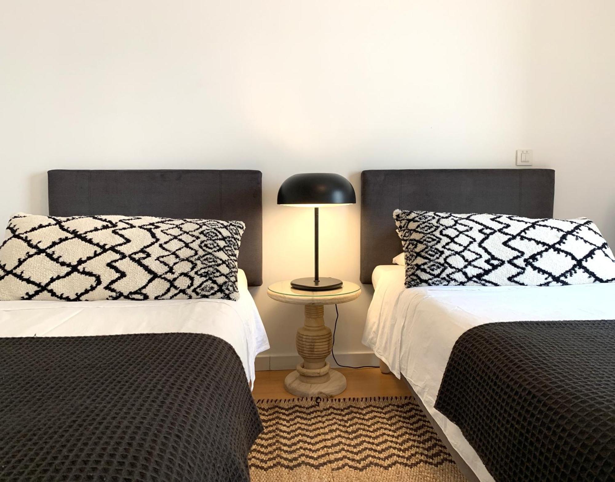 Mm1 With Castle View And Free Parking! Apartamento