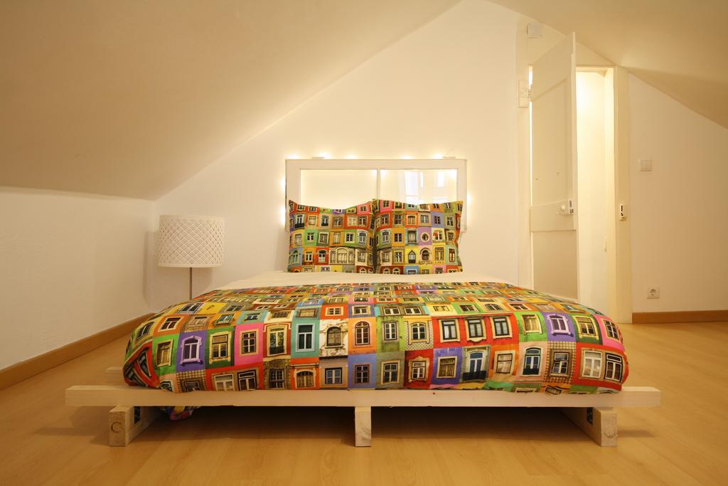 Bairro Alto Window - Cozy Spot In A Buzzing Locale Apartment *