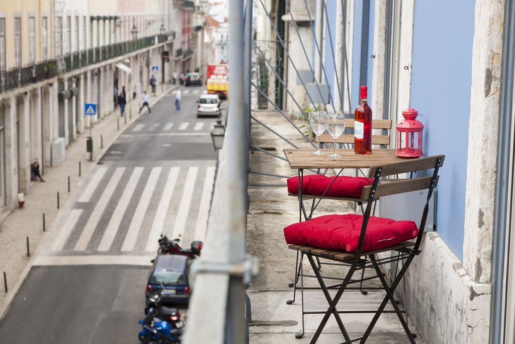 Joivy Downtown Blue Apartment Lisbon