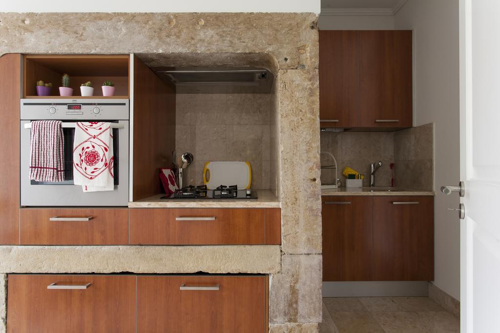 Joivy Downtown Blue Apartment Lisbon