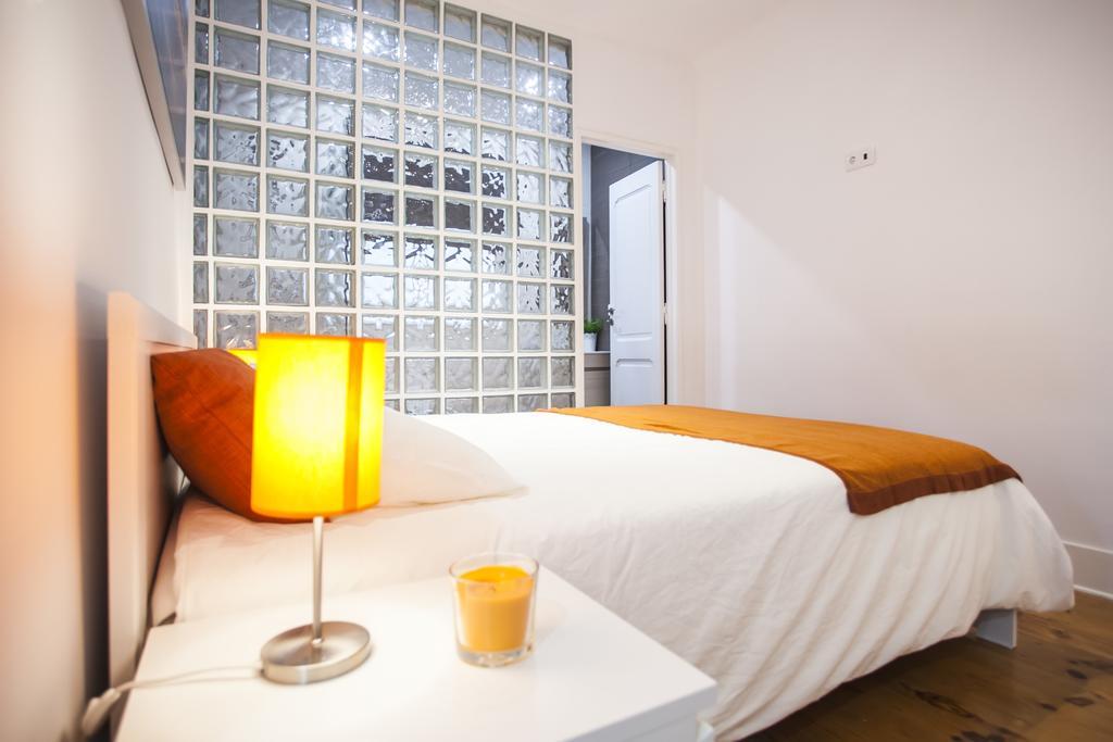 Apartment Breathtaking River View In Alfama