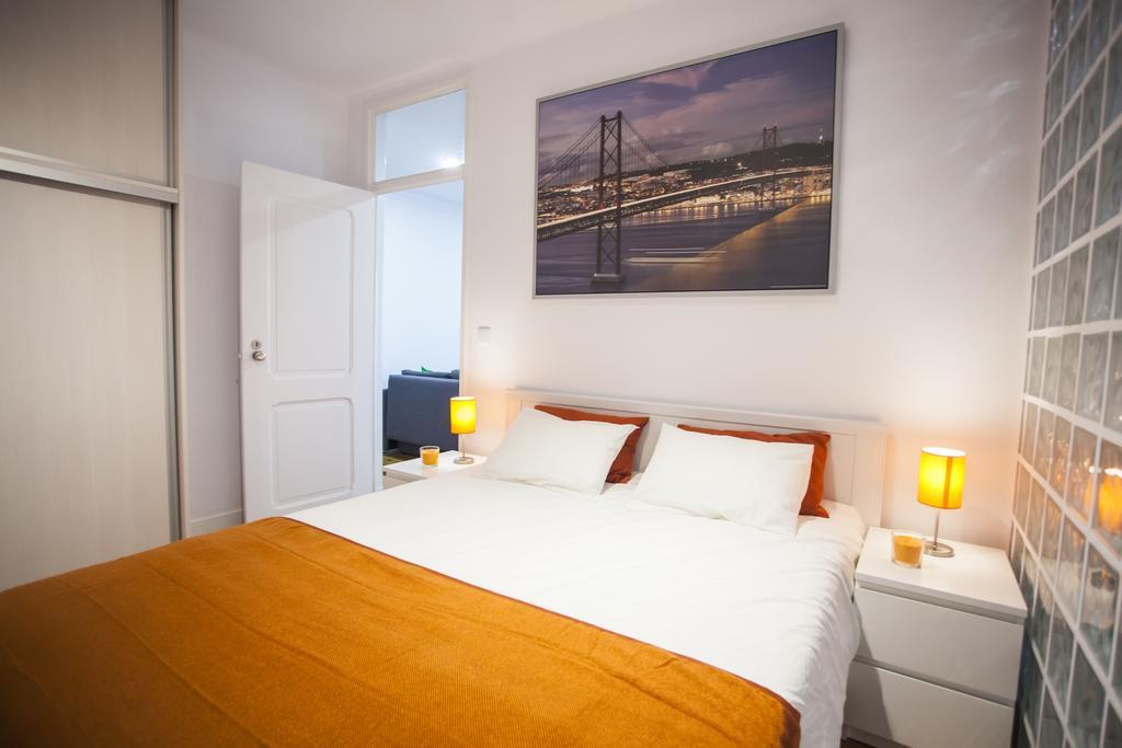 Breathtaking River View In Alfama Apartment