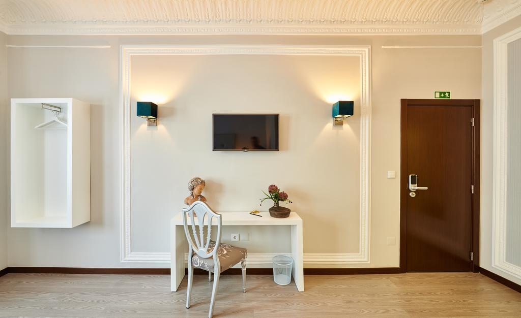 Silk Bed & Breakfast 2*