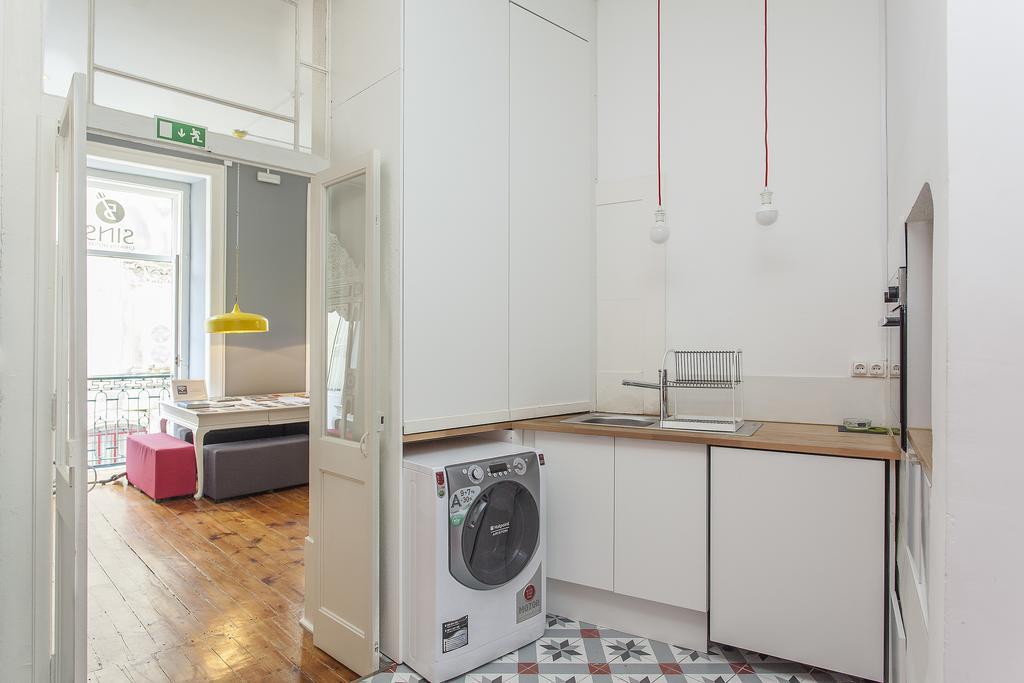 Hostel 5 Sins Chiado *