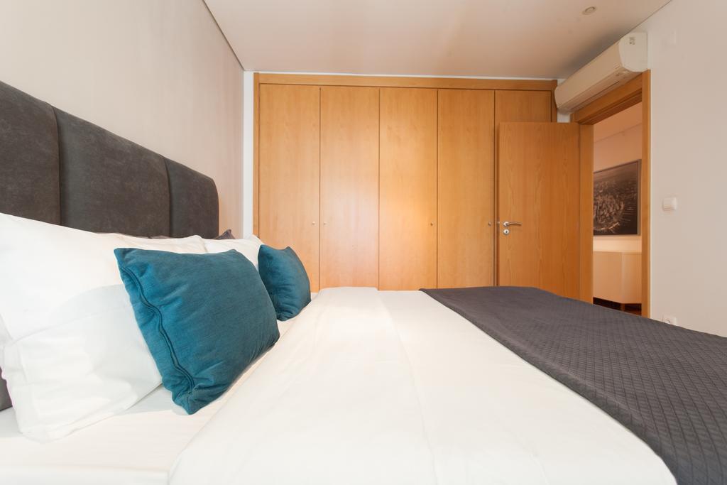 Living Graca Lisbon