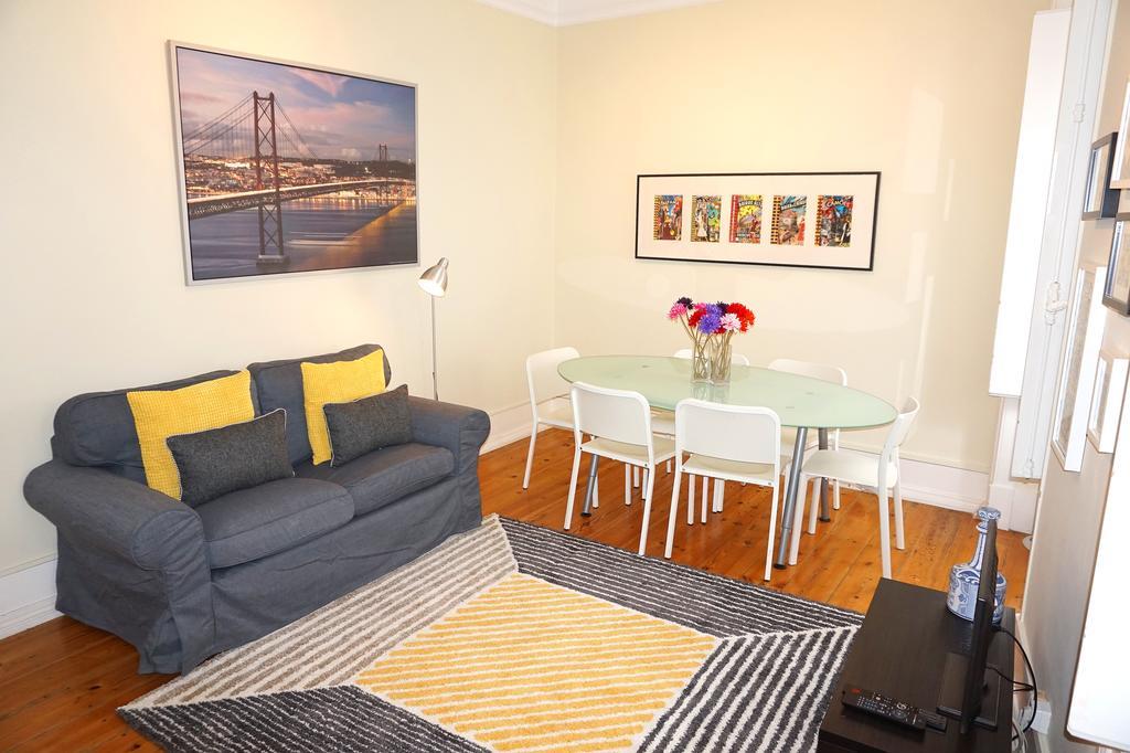Apartment Flores Terrace Lisbon