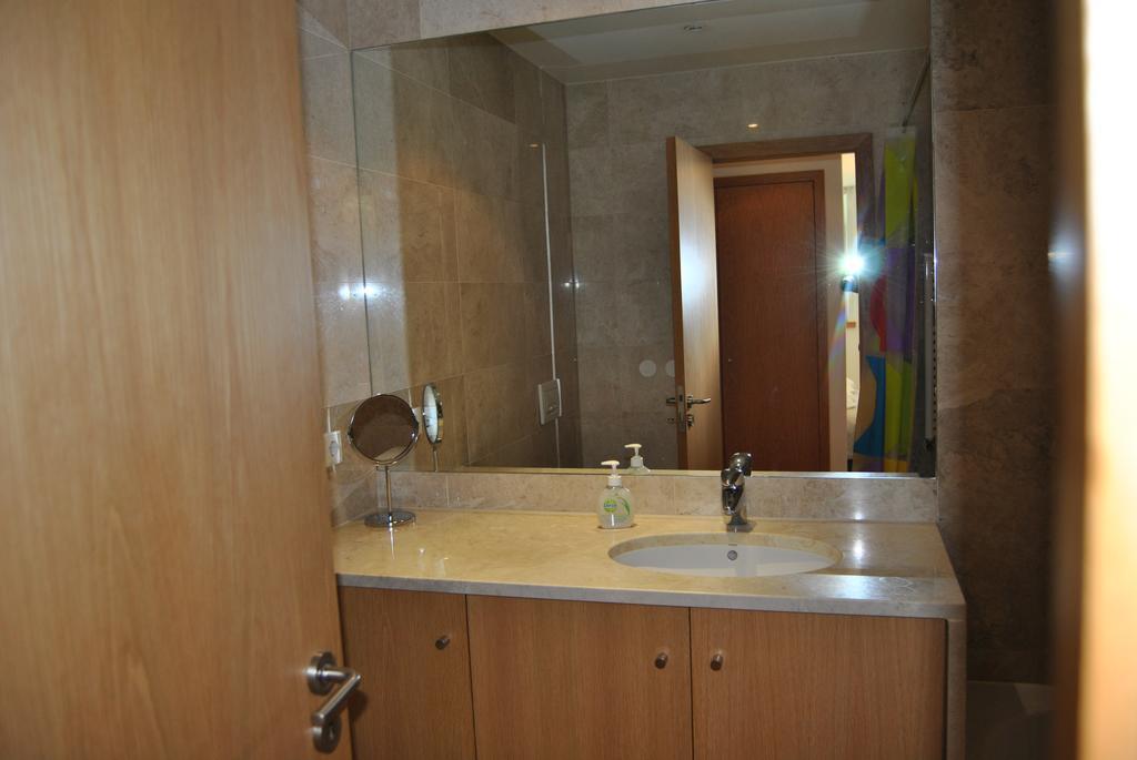 Parque Nacoes Prime Apartment