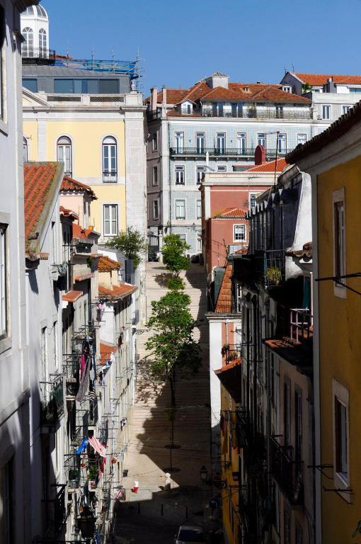 Alojamento de Acomodação e Pequeno-almoço Bairro Alto Ba Sweet 3*