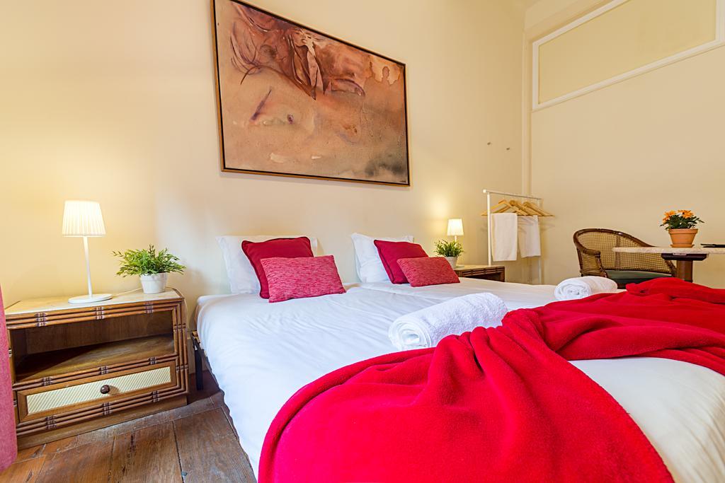 Flores 105 Guest house Lisbon