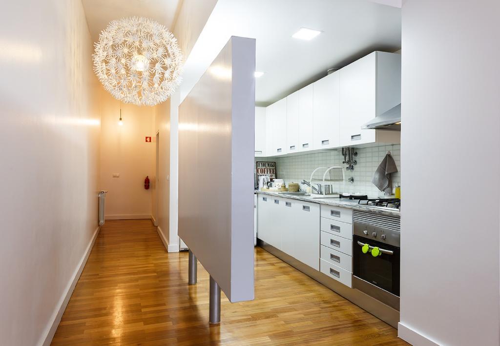 Misha's Place At Bairro Alto! Apartment