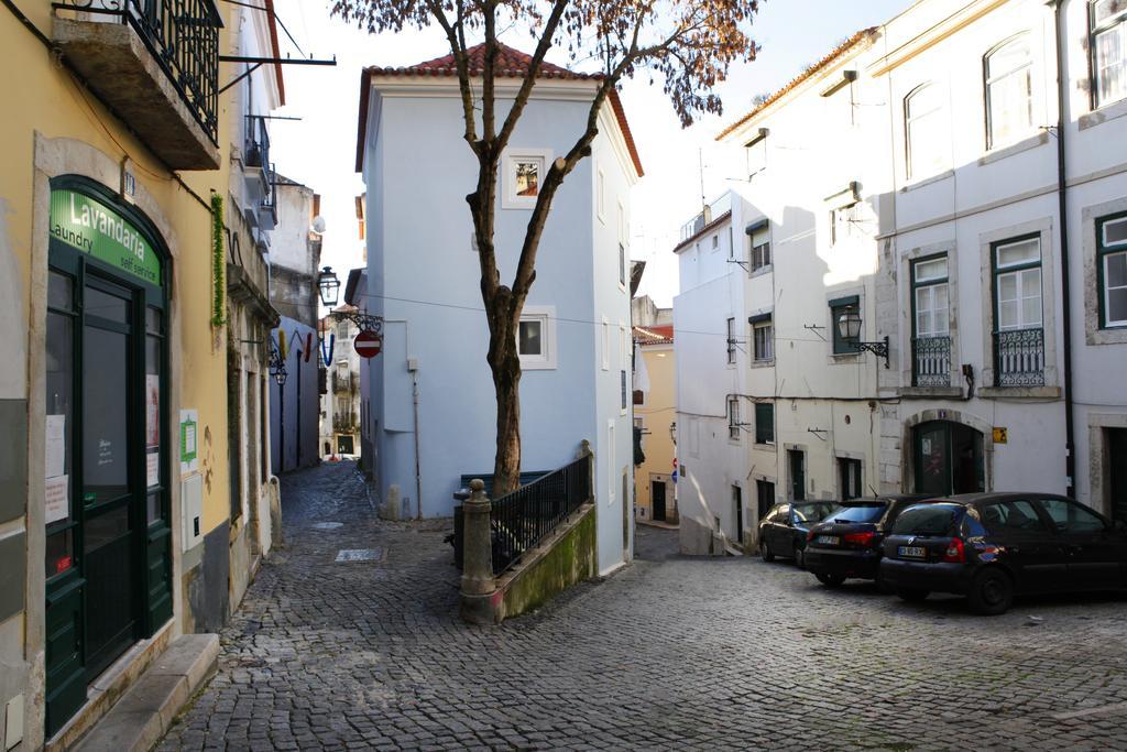 Alfama Yellow House Lisbon
