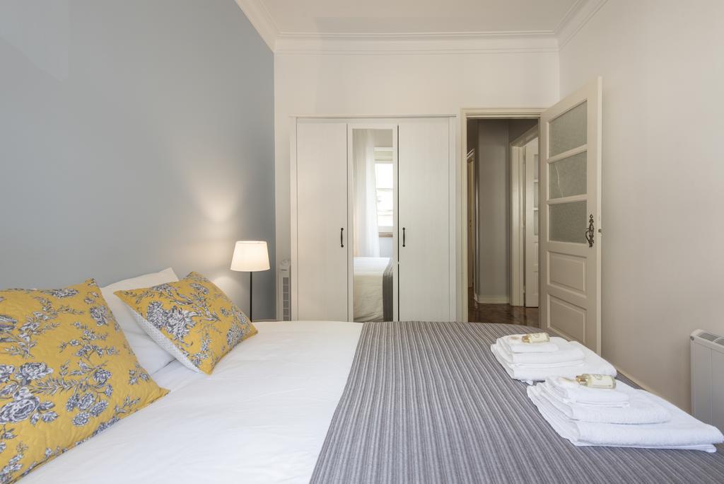 Junto A Fonte Luminosa Apartment *
