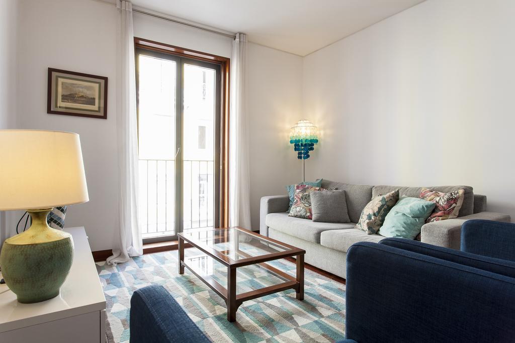 Apartment Charming 2-bedroom In The City Centre Lisbon