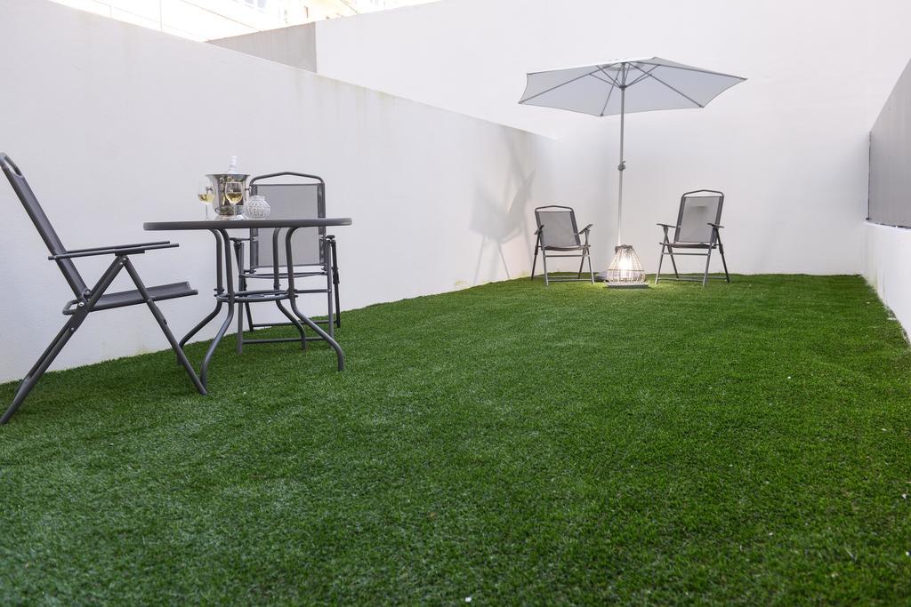 Center Gardens Apartments Apartment *