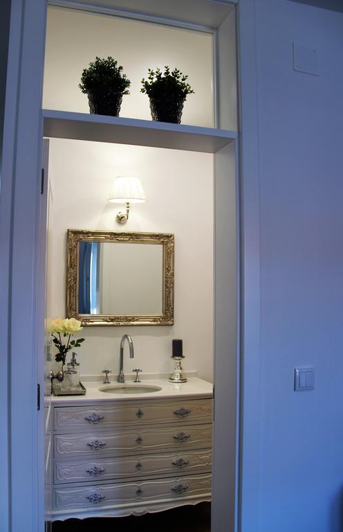 Apartment 1912 - De Charme *