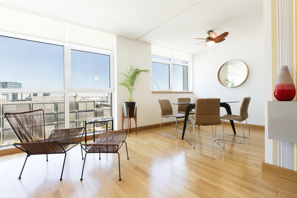 Apt In Oriente Duplex - Parque Das Nacoes