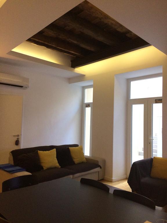 Apartment Chiado Loreto Lisbon