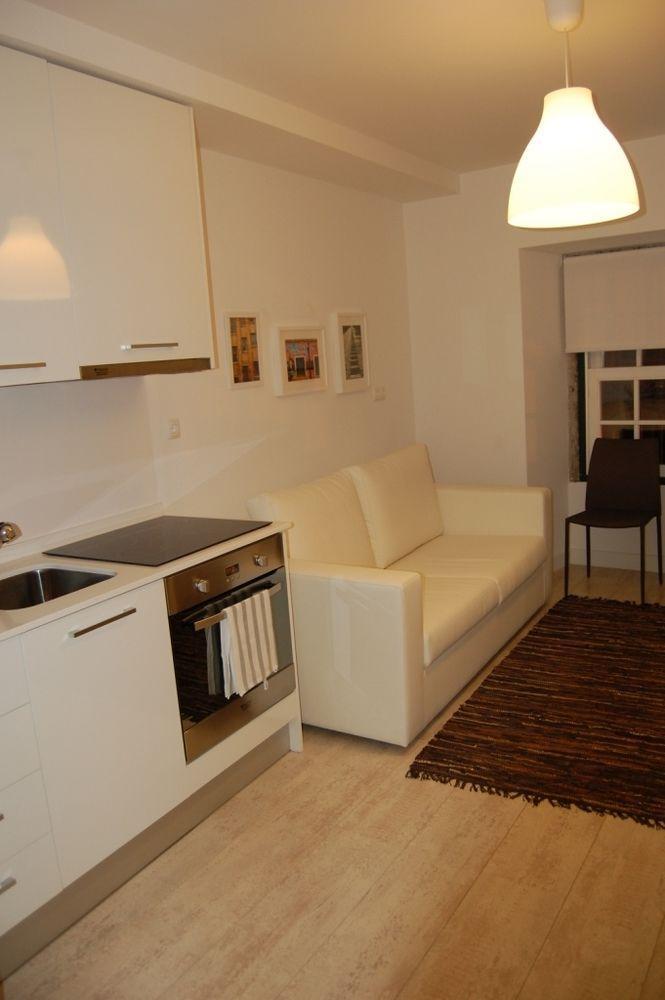 Wallis Apartment
