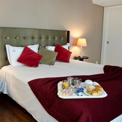 Hotel Vip Executive Saldanha 4*
