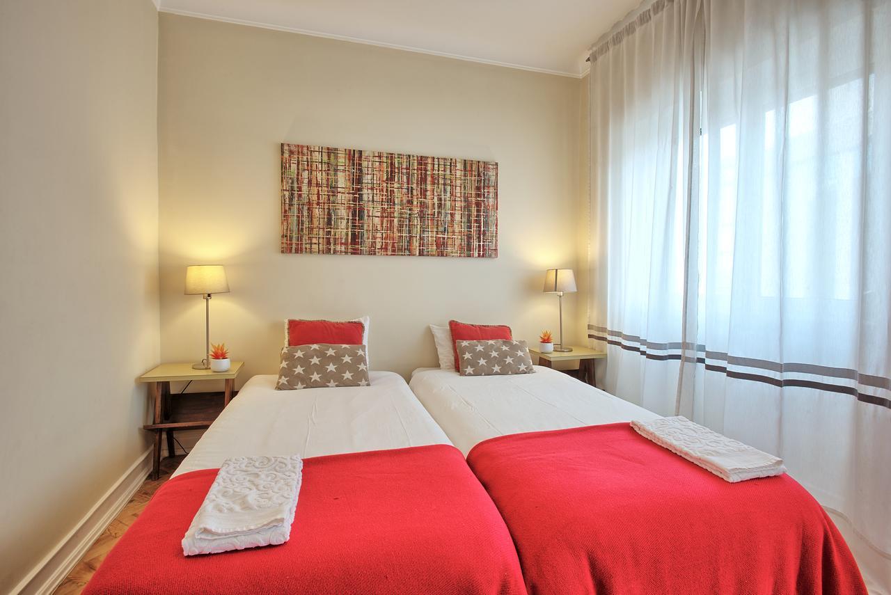 Almirante Floor / Almirante Reis Avenue * Lisbon