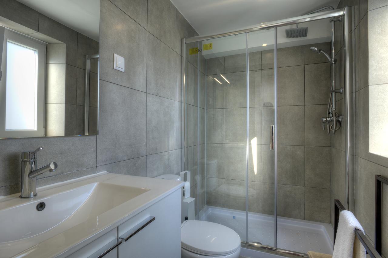 Apartment Angel's Duplex Terrace Five Bedrooms Lisbon