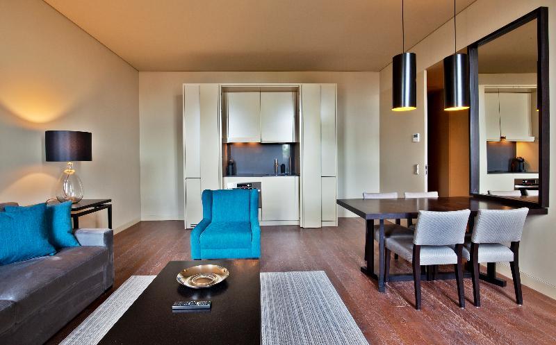 Five Stars 8 Building * Lisbon