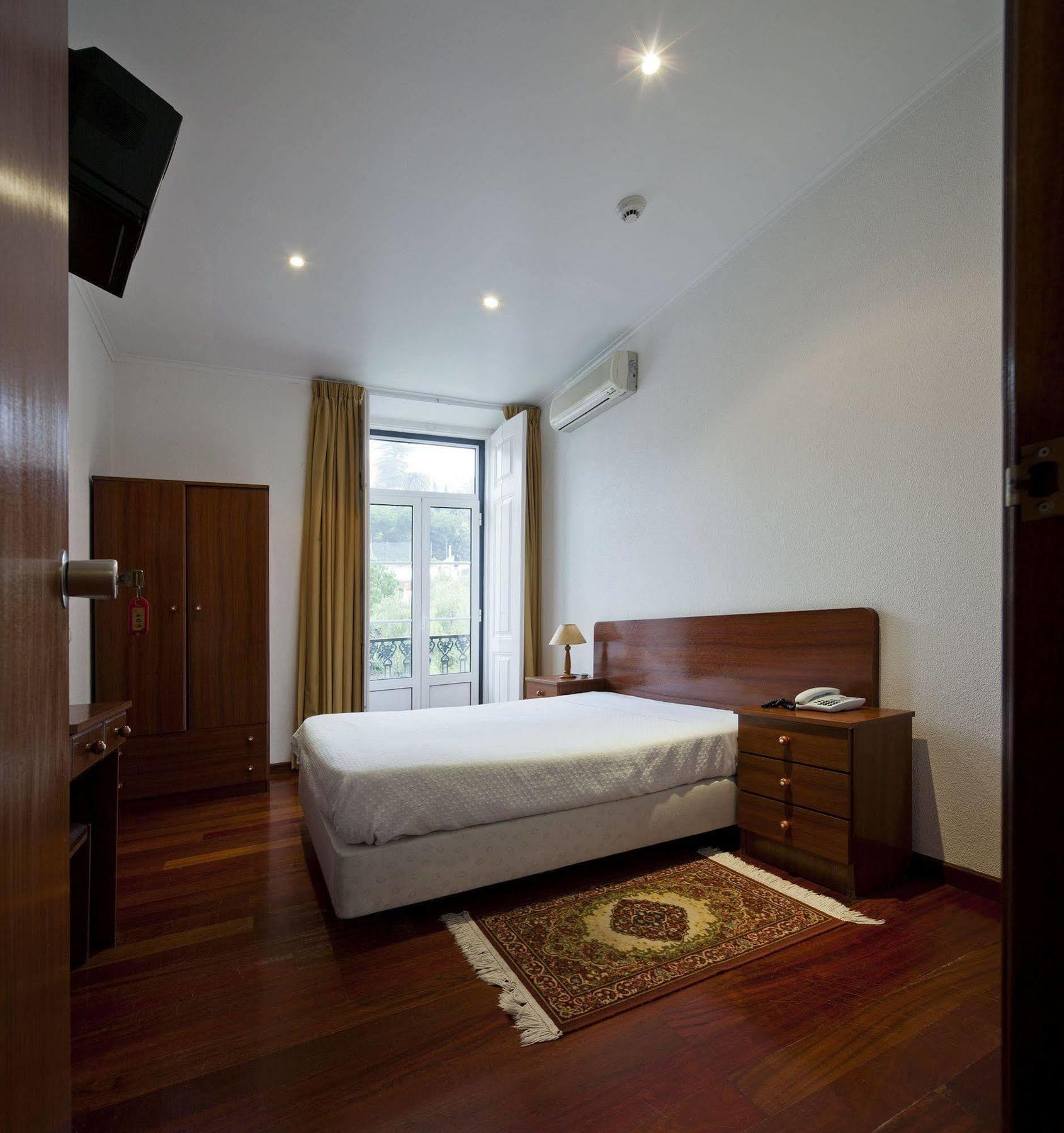 Hotel Portuense 2*