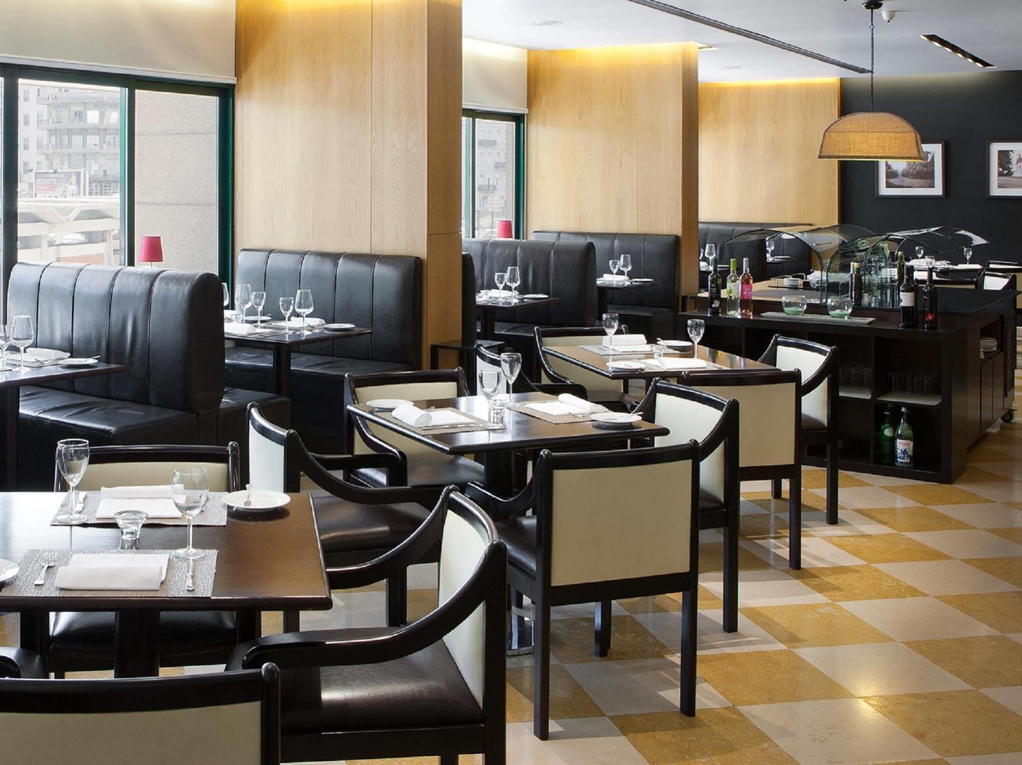 Nh Campo Grande Hotel 4*