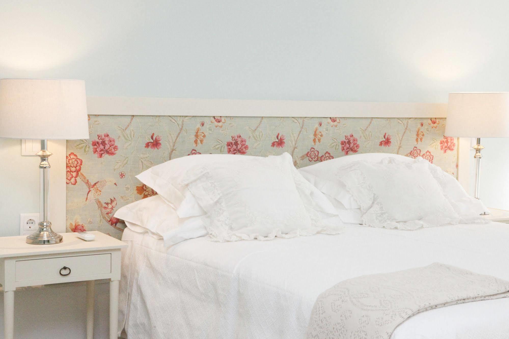 Guest house Alecrim Ao Chiado 4*