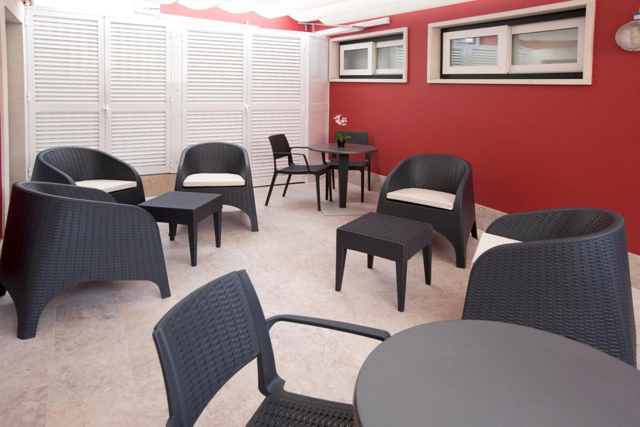 Guest house Famous Crows 3*