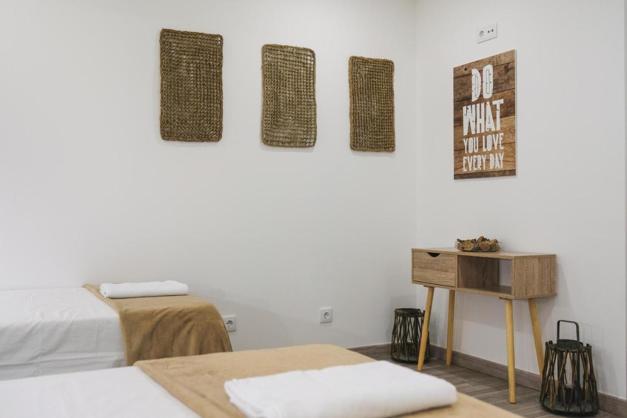 4u Vi Airport Guest house Lisbon