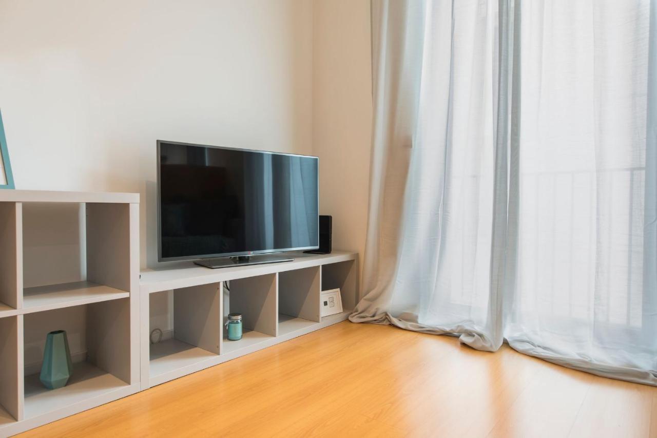 Lovelystay - Family-friendly Downtown Apartment